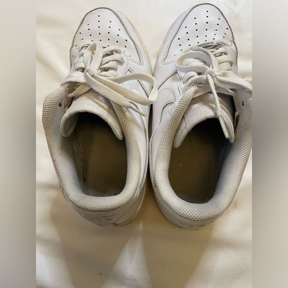 Men’s Nike size 11 Air Force one shoes - Picture 9 of 11
